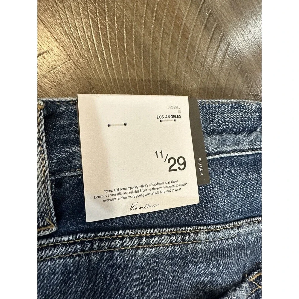 NWT KANCAN Ivy High Rise Button Fly Mom Jean Shorts Distressed Frayed Size 11/29